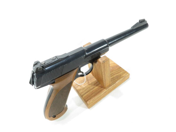 Use Daisy 200 Powermaster CO2 Pistol SKU 30725.6 - Image 5