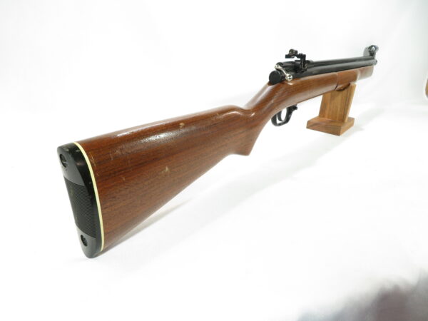BENJAMIN 397PA Pellet Rifle with Walnut Stock and Peep Sight SKU 40925.3 - Image 5