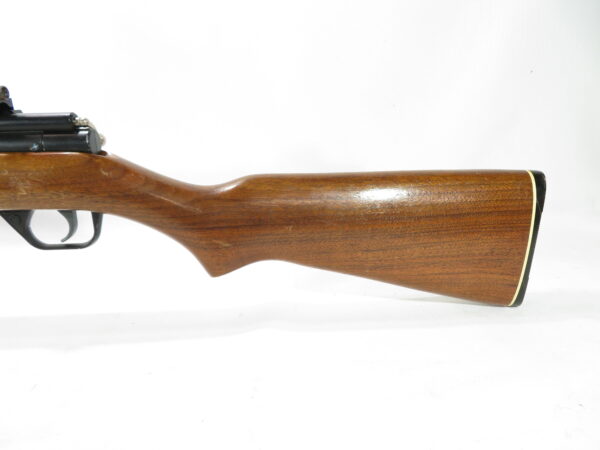 BENJAMIN 397PA Pellet Rifle with Walnut Stock and Peep Sight SKU 40925.3 - Image 7