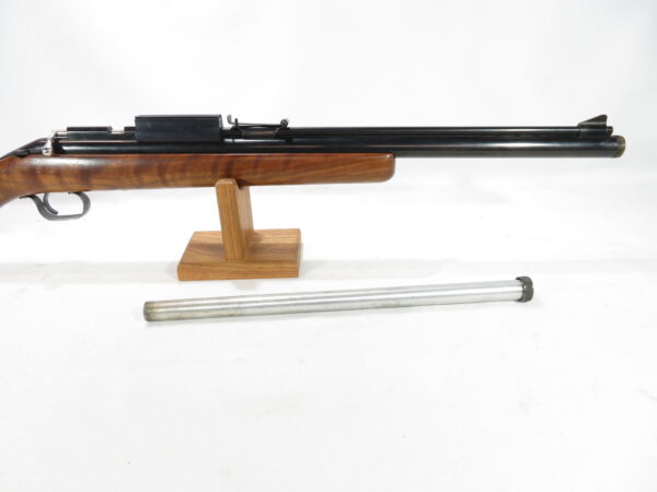 1976 Sheridan Model F CO2 Blue Streak Air Rifle SKU 40925.2 - Image 10
