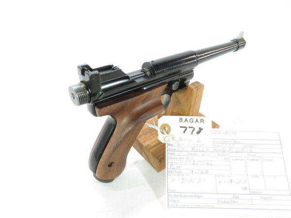 Crosman Mark II Target w/ LH Walnut Grips SKU 43025.12 - Image 3