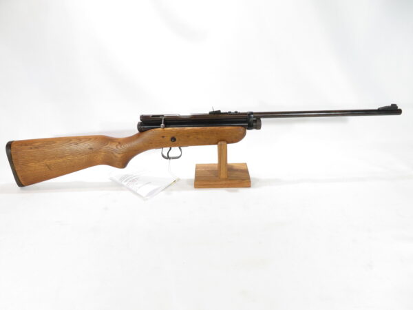 Crosman 180  CO2 Pellet Rifle SKU 82825.7 - Image 5