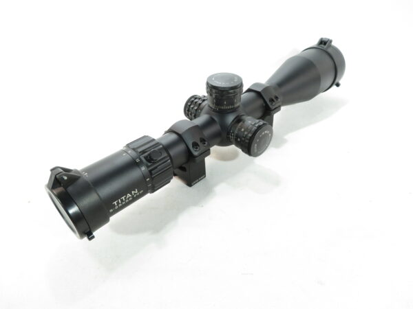 USED Element Optics Titan 5-25x56 FFP, APR-2D MRAD Reticle, 34mm Tube w/ Rings SKU 91725.9 - Image 3