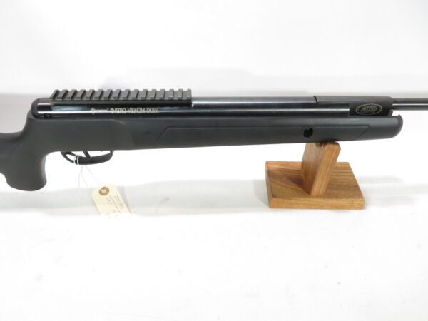 Used Crosman Nitro Venom Dusk .22 SKU 91825.7 - Image 3