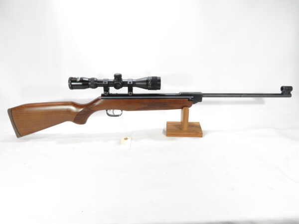 Weihrauch HW 30S Wood Stock w/ Winchester scope SKU 102025.4 - Image 6