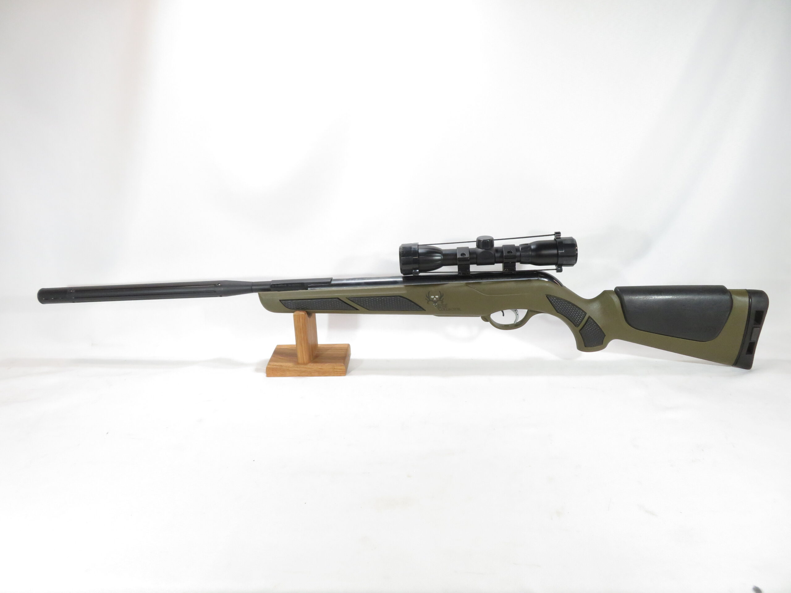 Used Gamo Bone Collector .177 w/ Gamo 4x32 Scope SKU 12525.18