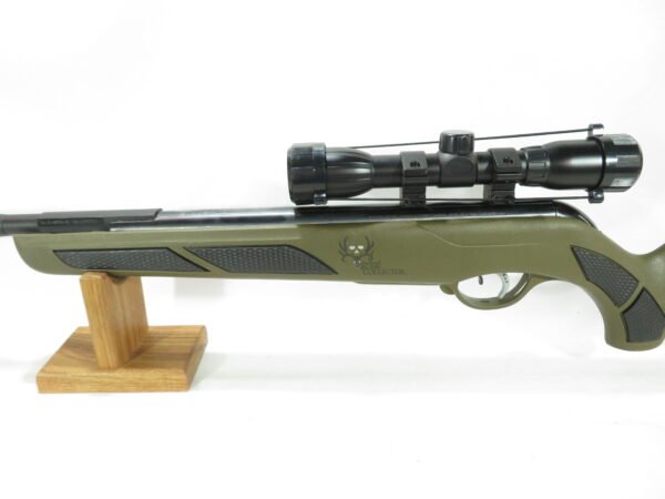 Used Gamo Bone Collector .177 w/ Gamo 4x32 Scope SKU 12525.18 - Image 3