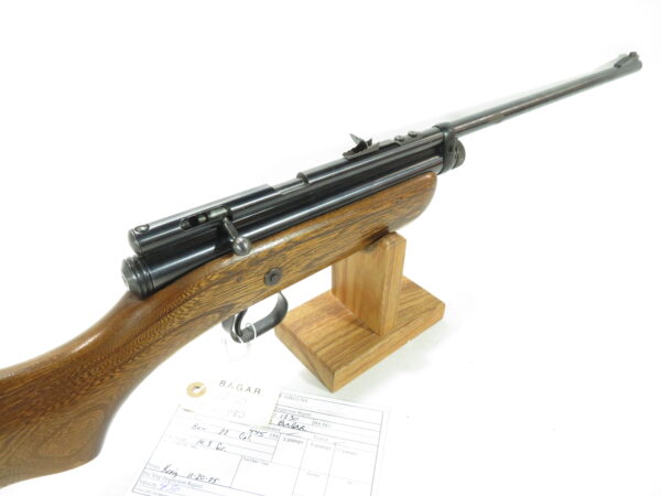 Crosman 180  CO2 Pellet Rifle SKU 121925.2 - Image 8