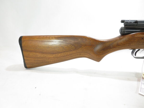Crosman 400  CO2 Pellet Rifle SKU 11226.10 - Image 2