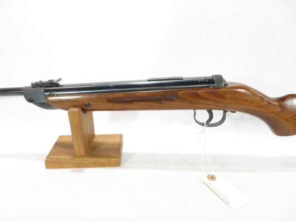 Rare Daisy 250 .22 Made in Scotland by Milbro SKU 11326.15 - Image 3