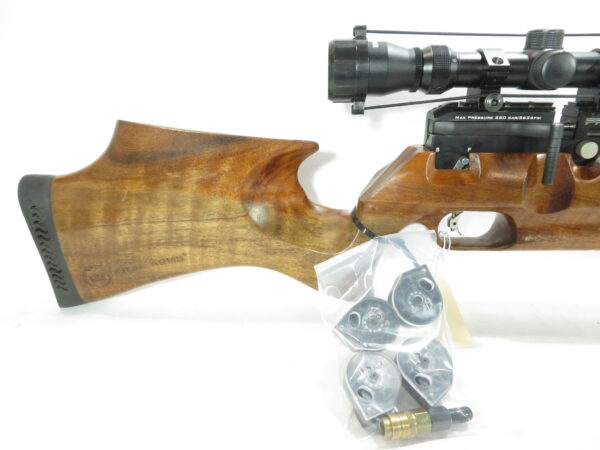 Kral Puncher Pro 500 .25 caliber Walnut Stock + 4 mags and 3-9x40 Scope SKU 214026.2 - Image 2