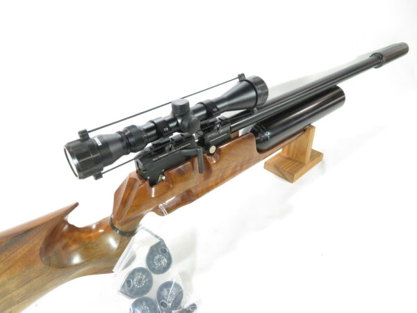 Kral Puncher Pro 500 .25 caliber Walnut Stock + 4 mags and 3-9x40 Scope SKU 214026.2 - Image 4