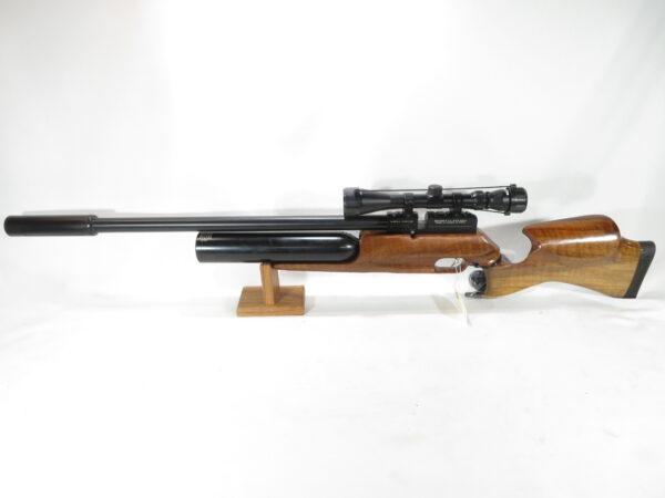 Kral Puncher Pro 500 .25 caliber Walnut Stock + 4 mags and 3-9x40 Scope SKU 214026.2 - Image 6