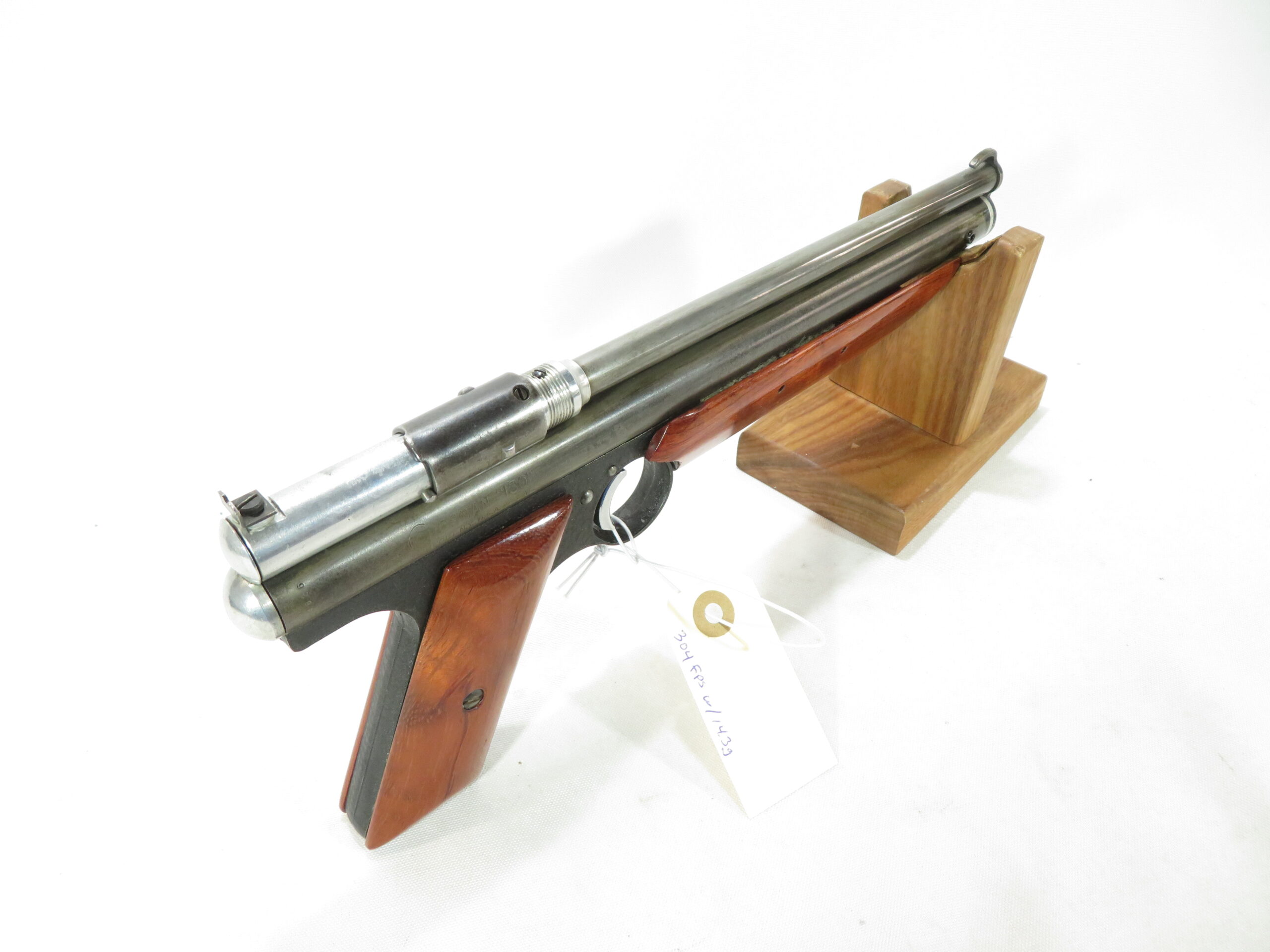 Crosman Model 130 Air Pistol w/ wood grips 1953-1970 SKU 21026.6