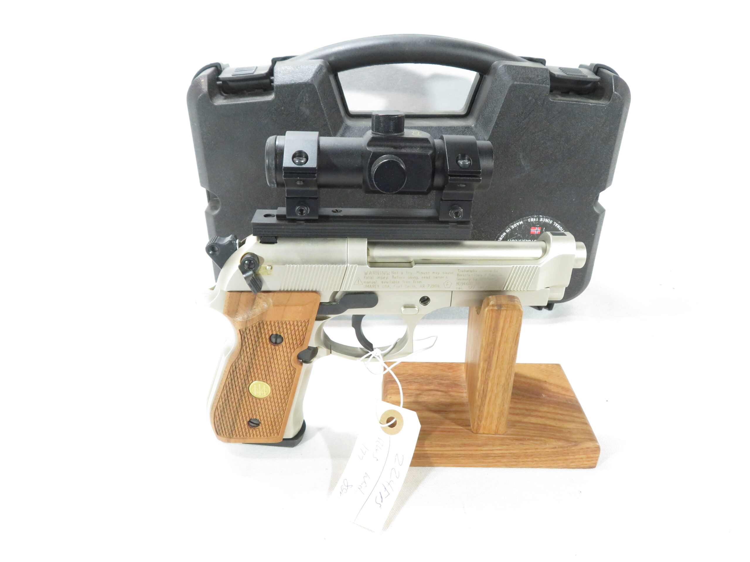 Pietro Beretta Gardone Model 92 FS .177 CO2 Pellet Pistol w/ Red Dot SKU 3526.5