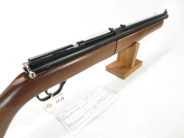 Benjamin 392PA Pellet Rifle with Wood Stock SKU 3526.12 - Image 4