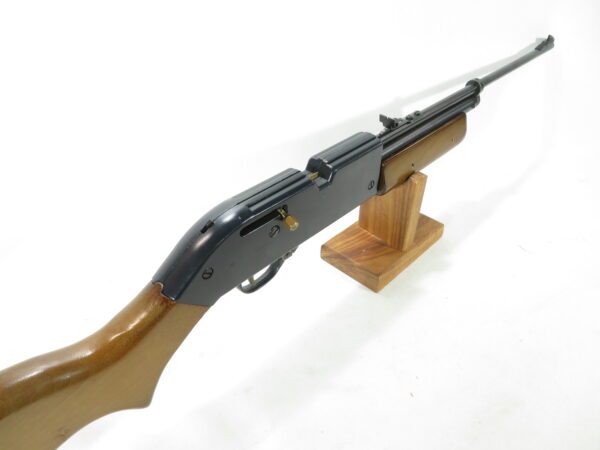 Crosman 760 PowerMaster with Wood Stock SKU 3626.2 - Image 4