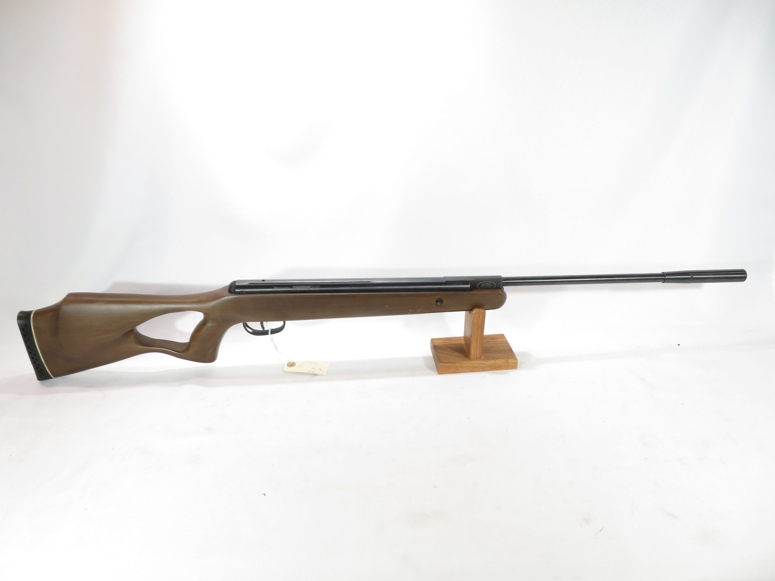 Used Benjamin Titan GP .22 SKU 6426.4