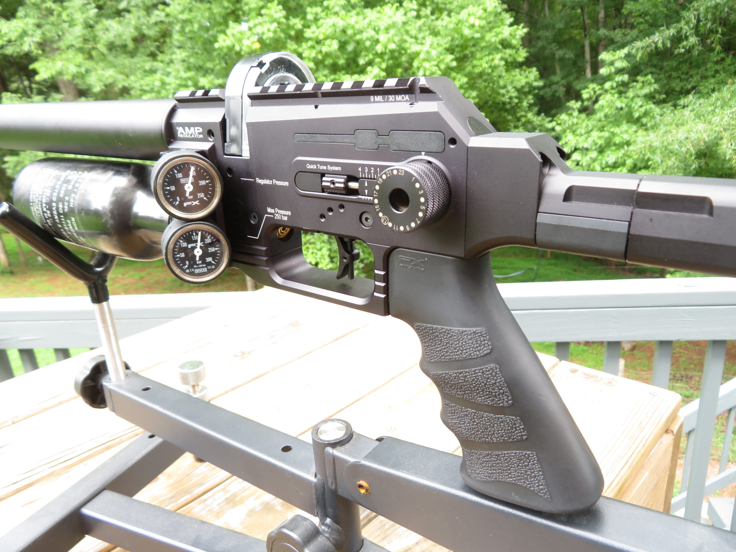 Used FX Panthera Hunter Compact .25 SKU 8526.2